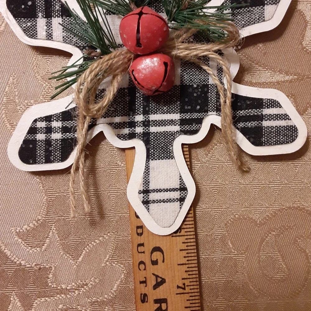 5 Snowflake with Jingle Bell Ornaments